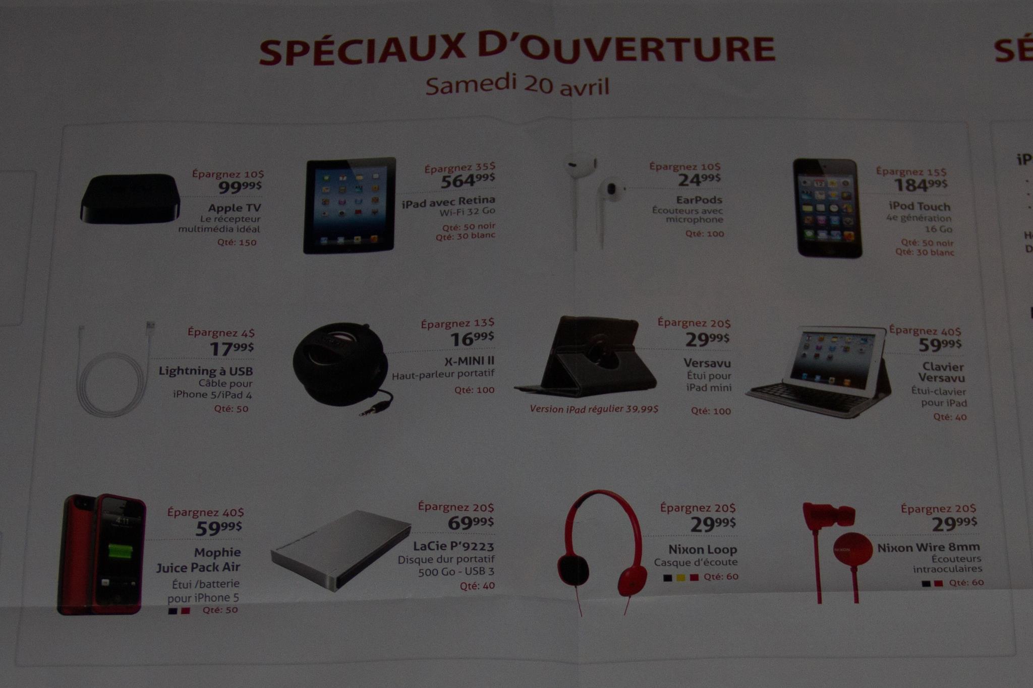 Publicité Micro-Boutique du Dix30 en prévision de l'ouverture de l'AppleStore