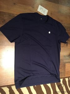 16440_apple-store-de-nouveaux-t-shirt-pour-les-vendeurs-a-l-approche-de-l-apple-watch